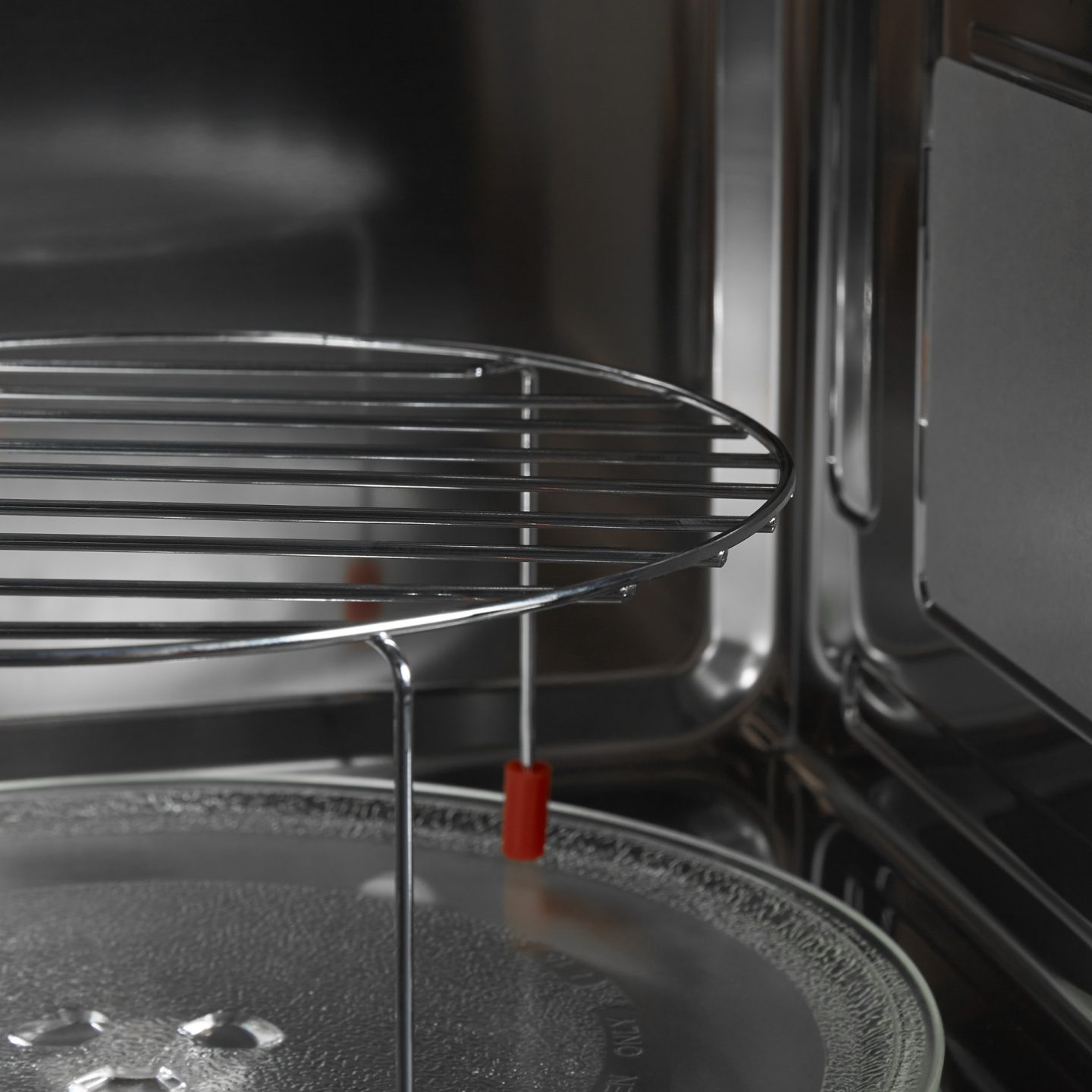 20L Black BuiltIn 800W Microwave Cookology