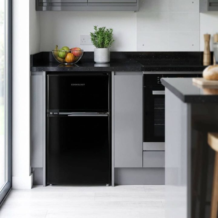 87L Under Counter Fridge Freezer