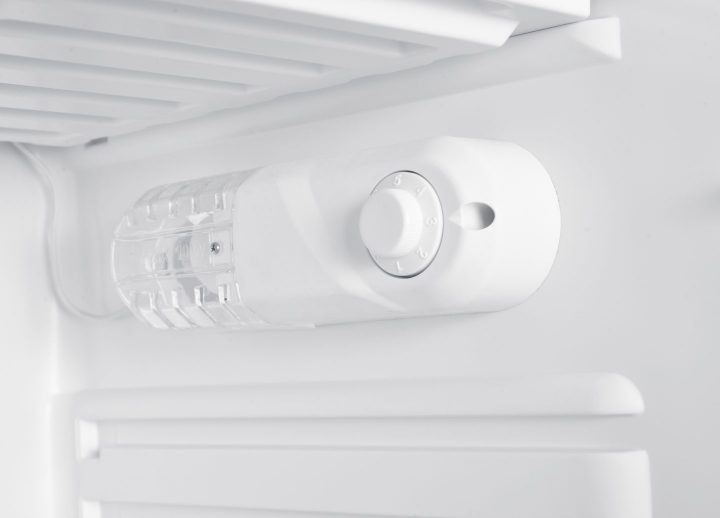 Cookology 110L Undercounter Fridge - controls