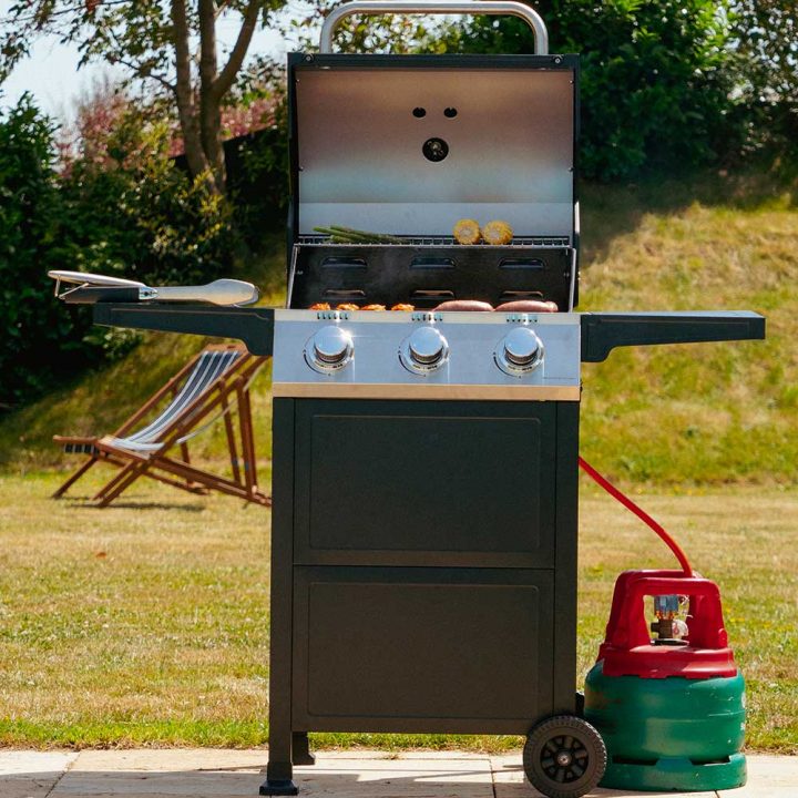 GAS BBQ