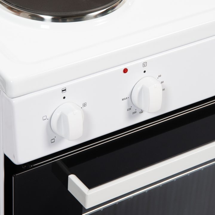Freestanding Cookology Cooker