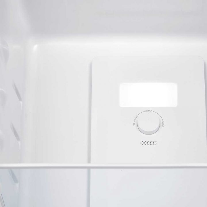 Cookology 50/50 244L Freestanding Fridge Freezer - White