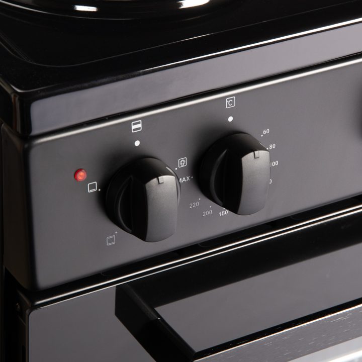 Freestanding Cookology Cooker