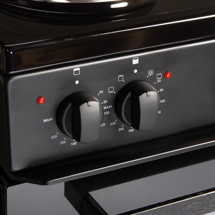 Freestanding Cookology Cooker