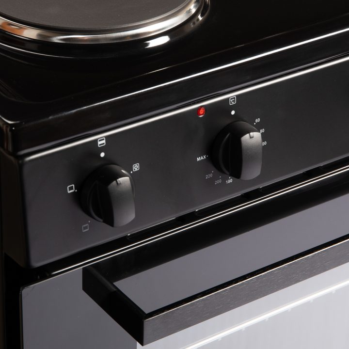 Freestanding Cookology Cooker