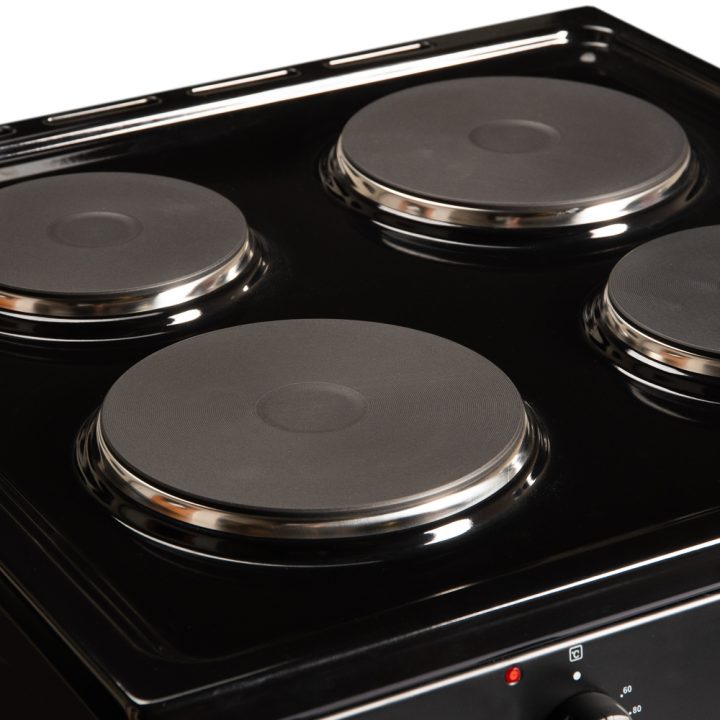 Freestanding Cookology Cooker