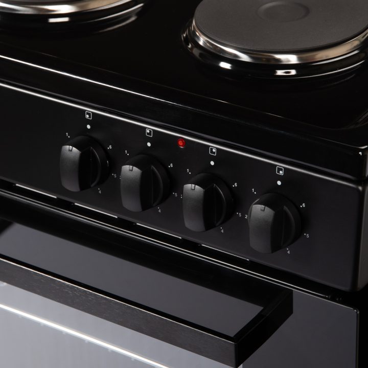 Freestanding Cookology Cooker