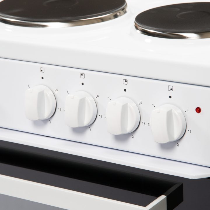 Freestanding Cookology Cooker