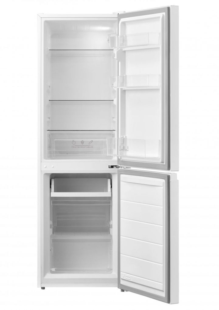 CFF174WH Freestanding Fridge Freezer with open doors
