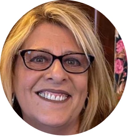 Roanne Rowley headshot