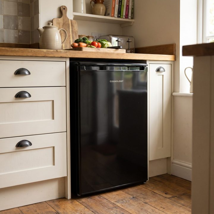 130L Freestanding Under Counter Fridge - Black - Product hero