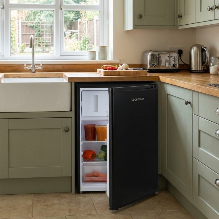 80L Freestanding Under Counter Fridge with Ice Box - Black - 796bceada38bb22aebf10d275f4812a9df21fd5ae97991d4bdcbf32a4c615024