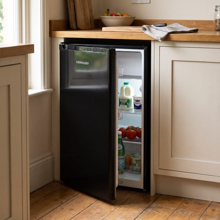 130L Freestanding Under Counter Fridge - Black - Everyday use and access