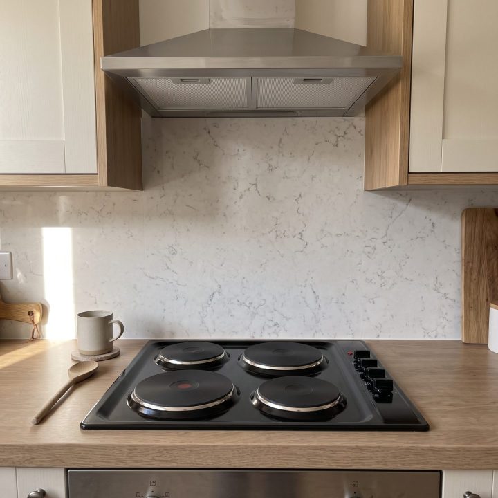 60cm Built-In Solid Plate Hob 4 Zone - Black - Product hero