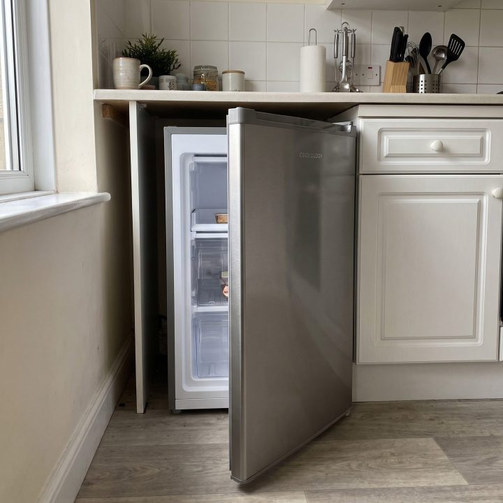 60L Freestanding Under Counter Freezer - Silver - Everyday use and access