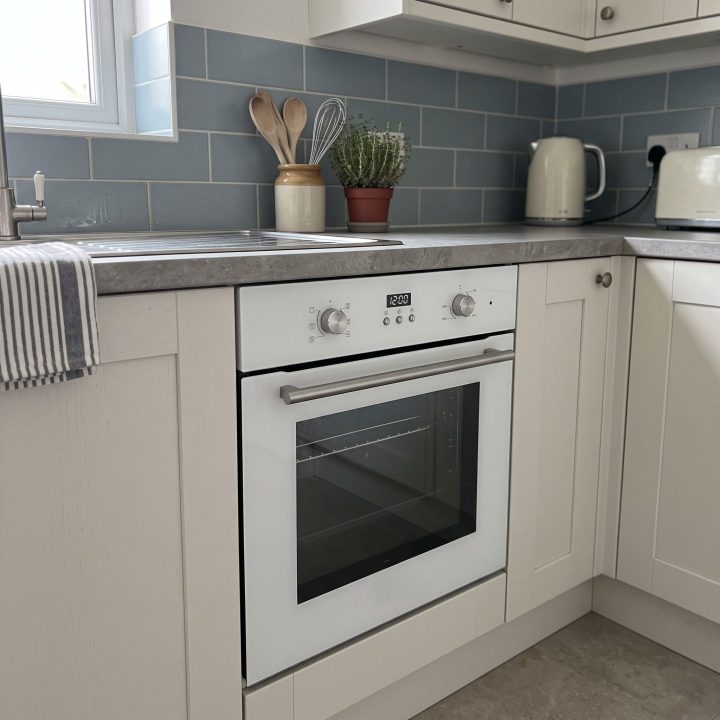 65L Built-In Single Oven A Energy Rated - White - cookology 65l built in single oven a energy rated white cof605wh clean up