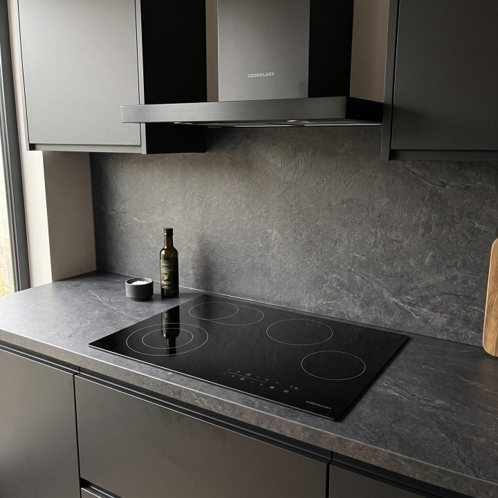 77cm 4 Zone Built-In Ceramic Hob - Black Glass - Verified design detail