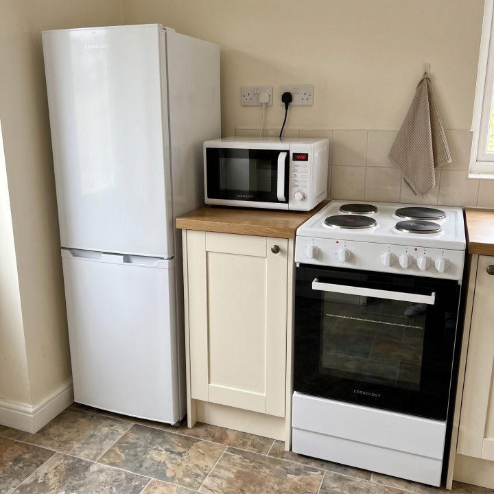 20L Digital Microwave 247L 50/50 Fridge Freezer & 62L Single Cooker with Hot Plate - White - Verified design detail