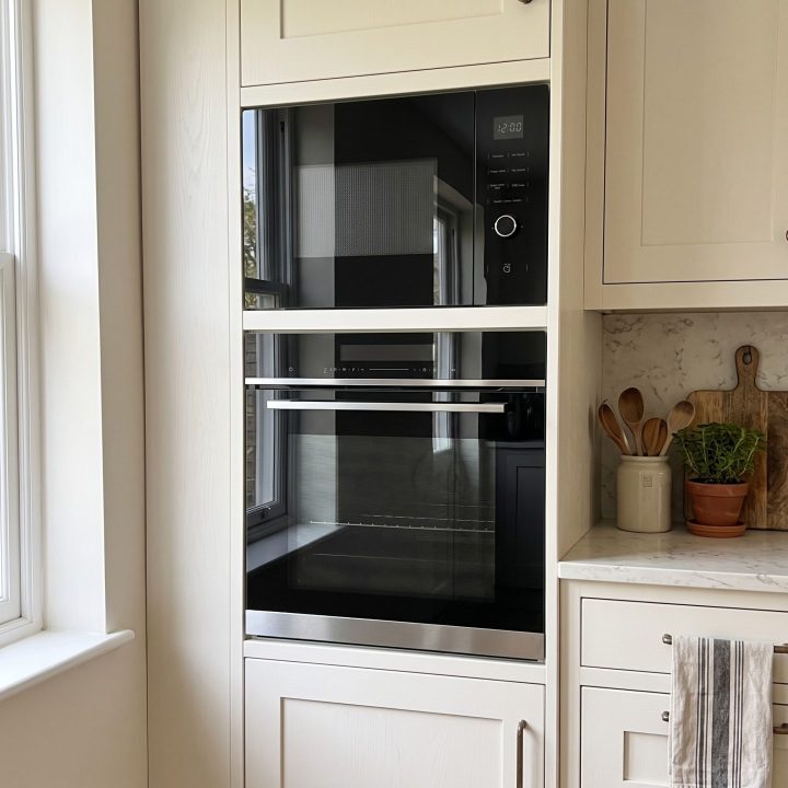72L Multifunction Oven & 25L Integrated Microwave Bundle - Black - Verified design detail