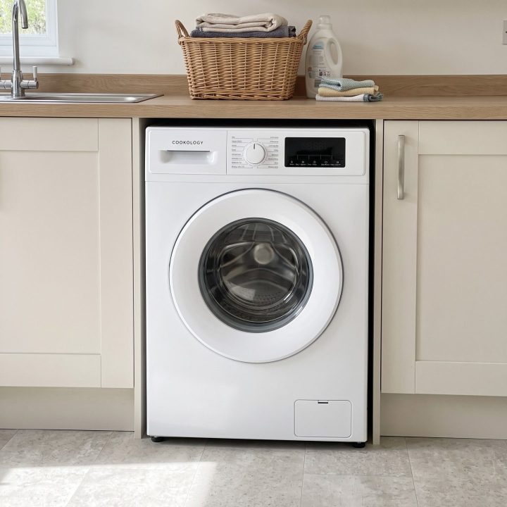 9kg 1400rpm Freestanding Washing Machine – White - Everyday use and access