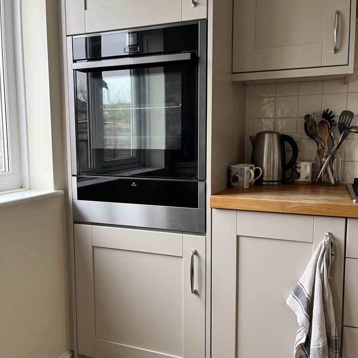 Built-In Warming Drawer CWD14 - Black - Everyday use and access