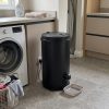 Compact Electric Spin Dryer 4kg Capacity 2800RPM - Black - Scale and room context