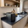 Ice Maker Countertop 12kg - Scale and room context